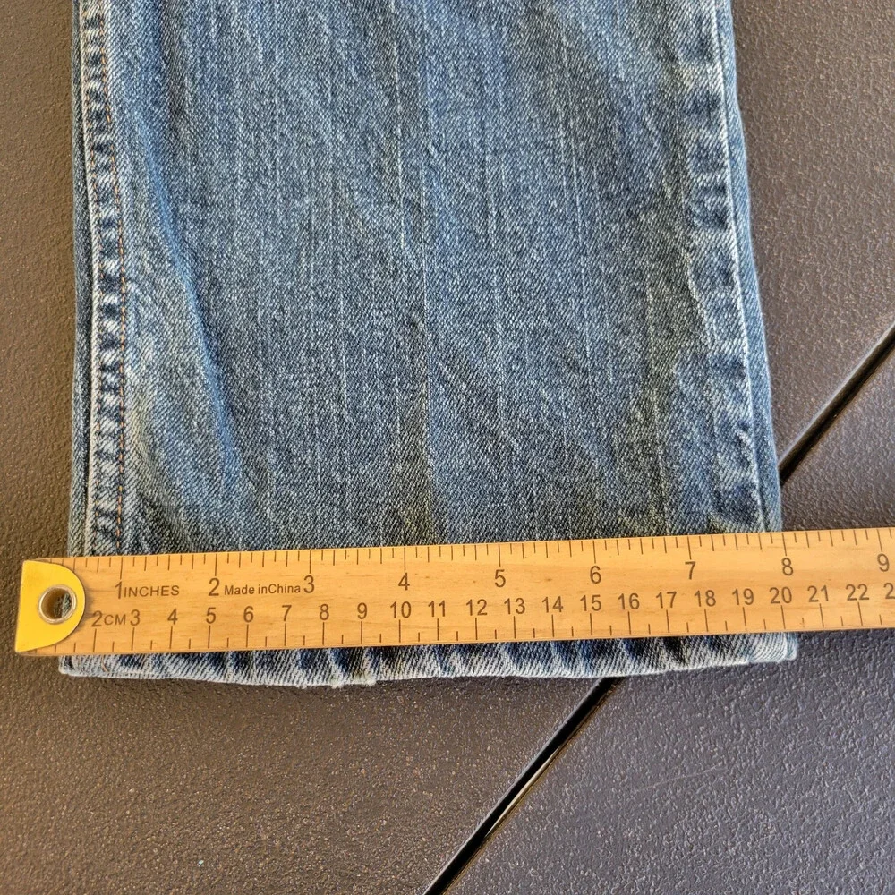 Wrangler Mens Classic Straight Jeans Blue 5 Pocket Medium Wash Denim 35x32